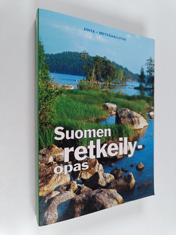Juhani / Laaksonen Nurmi : Suomen retkeilyopas : retkeilyreittejä ja -alueita, luontopolkuja, erämaa-alueita, kansallispuistoja, luonnonpuistoja, päivätupia, autiotupia, varaustupia, ympäristöä säästävä retkeily