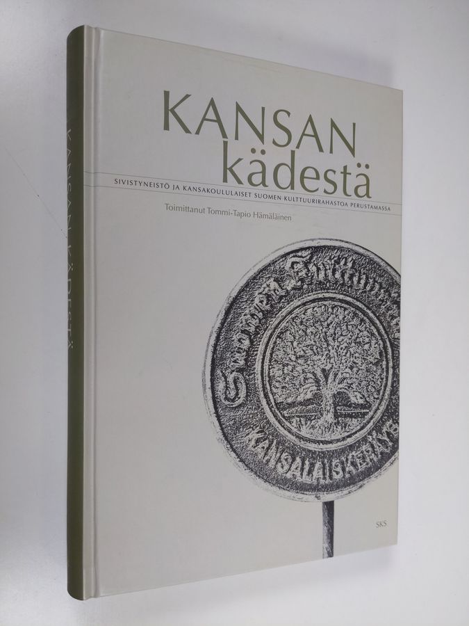 Kansan kädestä