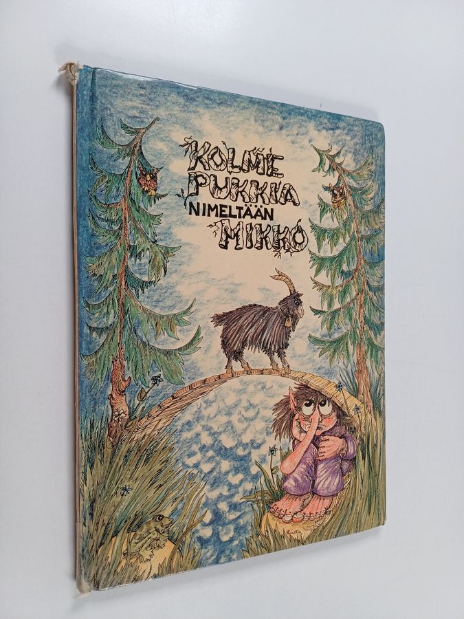 Kolme pukkia nimeltään Mikko