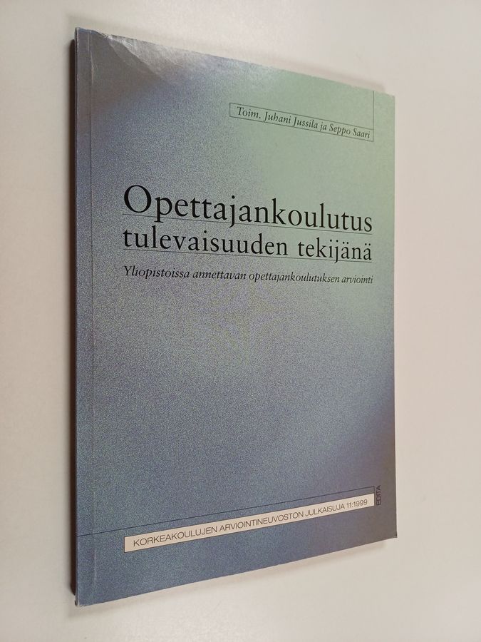 Opettajankoulutus tulevaisuuden tekijänä