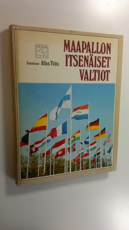 Allan (toim.) Tiitta : Maapallon itsenäiset valtiot