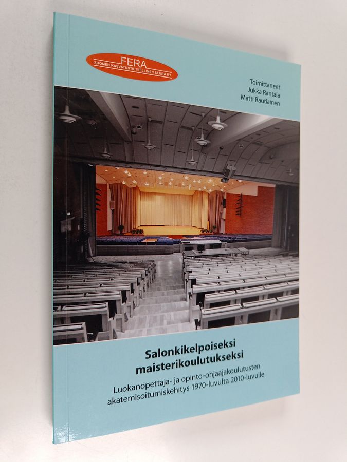 Salonkikelpoiseksi maisterikoulutukseksi