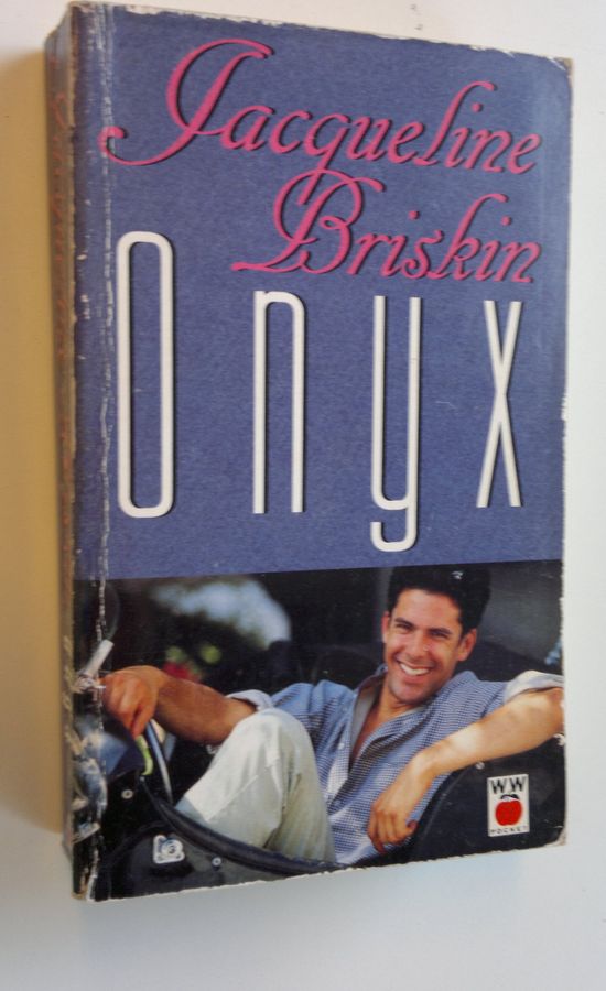 Jacqueline Briskin : Onyx
