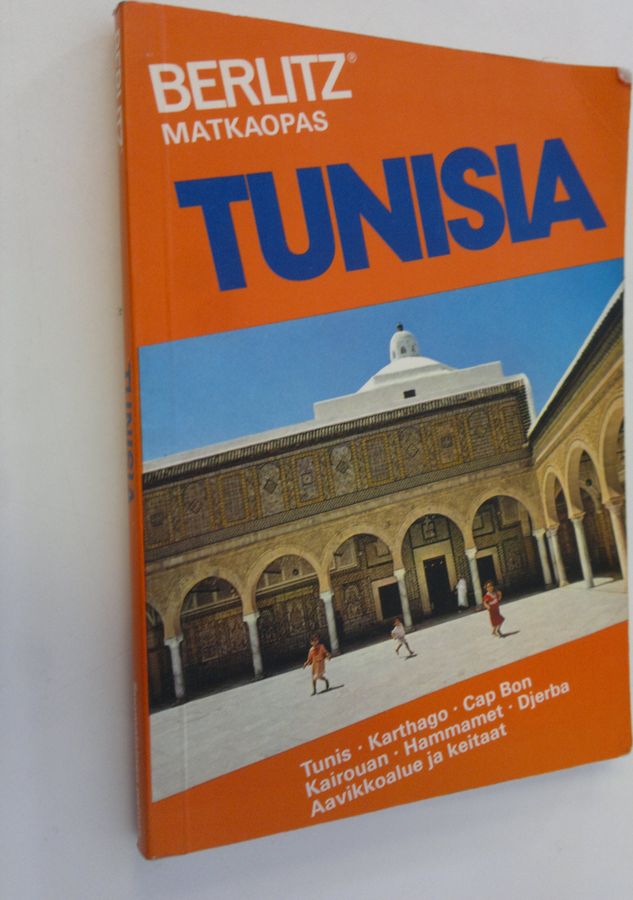 Editions (toim.) Berlitz : Tunisia