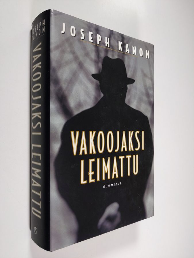 Joseph Kanon : Vakoojaksi leimattu