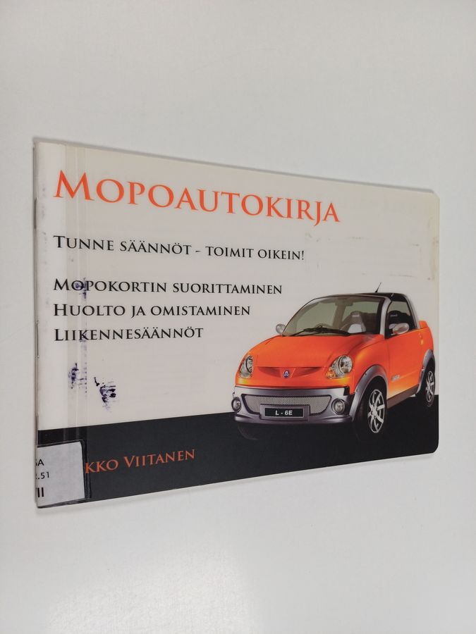 Mopoautokirja.