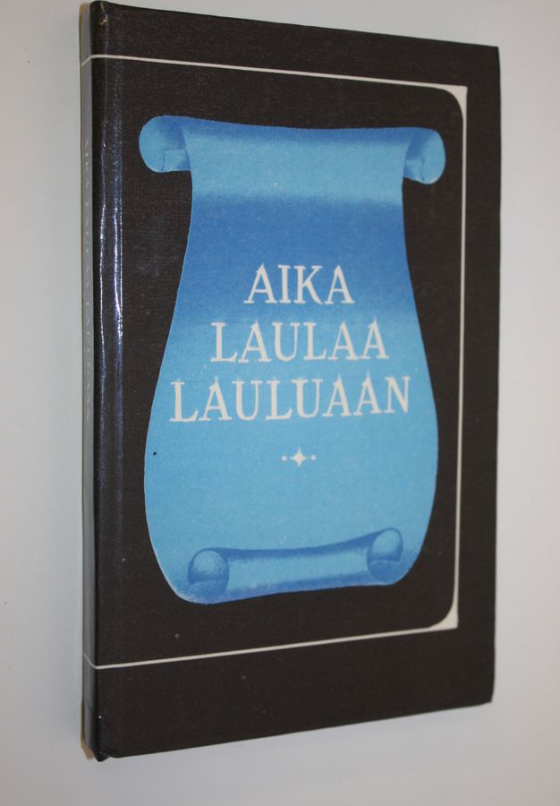 Aika laulaa lauluaan