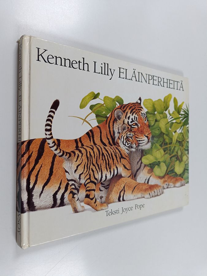 Eläinperheitä