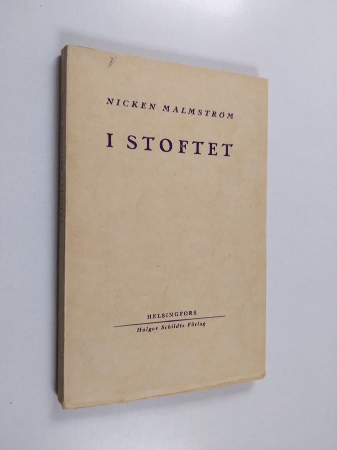 I stoftet
