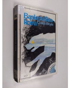 Kirjailijan Arthur Conan Doyle käytetty kirja Baskervillen koira