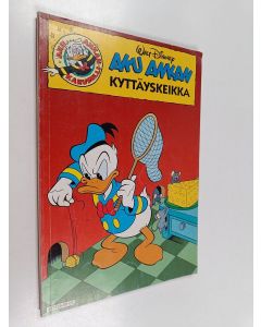 Kirjailijan Walt Disney käytetty kirja Aku Ankan kyttäyskeikka