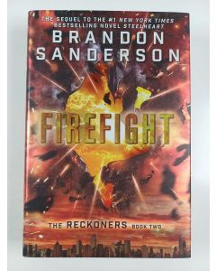 Kirjailijan Brandon Sanderson uusi kirja Firefight