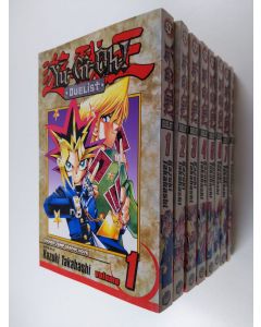 Kirjailijan Kazuki Takahashi käytetty kirja Yu-Gi-Oh!: Duelist vol. 1-8