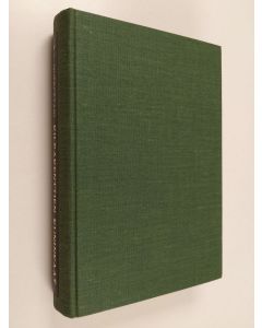 Kirjailijan Pentti Vuorio & R. L. Quercetani käytetty kirja Kilpakenttien kuninkaat - yleisurheilun historia 1864-1964