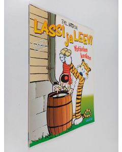 Kirjailijan Bill Watterson käytetty kirja Ystävien kesken