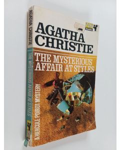Kirjailijan Agatha Christie käytetty kirja The mysterious affair at Styles