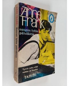 Kirjailijan Anne Frank käytetty kirja Nuoren tytön päiväkirja