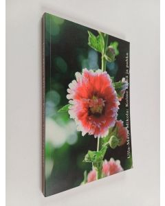 Kirjailijan Ulla-Maija Mikola käytetty kirja Kolme kiveä ja pahka : impressioita, hetken mielikuvia