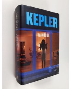 Kirjailijan Lars Kepler käytetty kirja Vainooja : rikosromaani