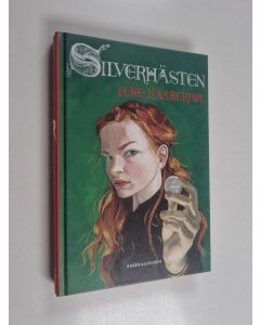 Kirjailijan Lene Kaaberbol käytetty kirja Silverhästen
