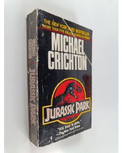Kirjailijan Michael Crichton käytetty kirja Jurassic Park