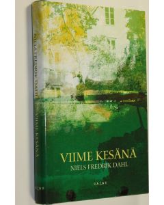 Kirjailijan Niels Fredrik Dahl käytetty kirja Viime kesänä