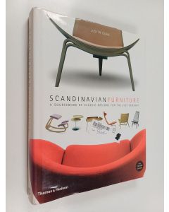 Kirjailijan Judith Gura käytetty kirja Scandinavian furniture : a sourcebook of classic designs for the 21st century