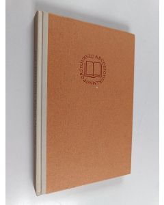 Kirjailijan Sten Lagerström käytetty kirja Bokens typografi : försök till klarläggande anvisningar för bokens typografiska planering