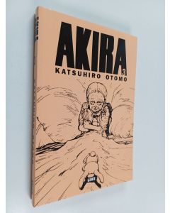 Kirjailijan Katsuhiro Otomo käytetty kirja Akira 3