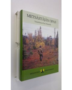 Tekijän Esa Niemelä  käytetty kirja Metsästäjän opas