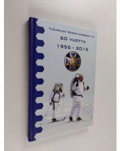 Kirjailijan Juhani Vahtokari käytetty kirja Naiset miesten taustalla : Ylöjärven Reserviupseerit 60 vuotta : 1955-2015