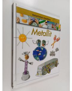 Kirjailijan Anna Llimós Plomer käytetty kirja Metallit