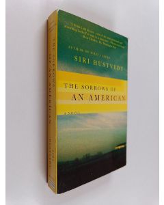 Kirjailijan Siri Hustvedt käytetty kirja Sorrows of an American