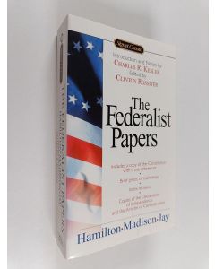 Kirjailijan Alexander Hamilton käytetty kirja The Federalist papers