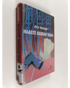 Kirjailijan Aira Vuoristo käytetty kirja Haaste haudan takaa : jännitysromaani