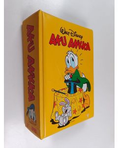 Kirjailijan Walt Disney käytetty teos Aku Ankka 1998 nrot 27-52 (puuttuu nrot 37, 42 ja 44)