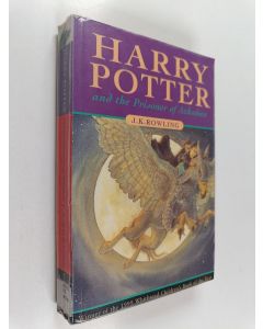 Kirjailijan J. K. Rowling käytetty kirja Harry potter and the prisoner of azkaban