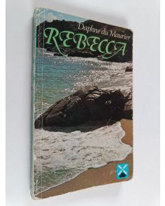 Kirjailijan Daphne Du Maurier käytetty kirja Rebecca