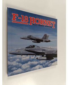 Kirjailijan Robbie Shaw käytetty kirja F-18 Hornet : Multi-Mission Warplane