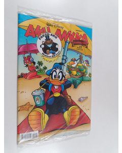 Kirjailijan Walt Disney käytetty teos Aku Ankka 27/2021
