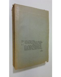 Kirjailijan Edv. Ym. Blomqvist käytetty kirja Fennia 37 : Wasserstandsbeobachtungen an den Kusten Finlands : bearbeitung und Zusammenstellung des Beobachtungsmaterials von Helsingfors (1879-1912), Wiborg, Lemström, Räfsö, Brändö, Yxpila, Toppila (1889-191