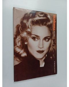 Kirjailijan Michael McKenzie käytetty kirja Madonna : Her Story