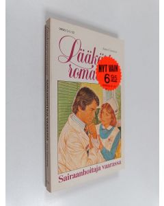 Kirjailijan Arlene Hale käytetty kirja Sairaanhoitaja vaarassa