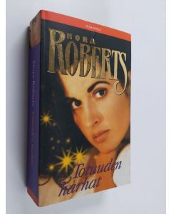 Kirjailijan Nora Roberts käytetty kirja Totuuden harhat