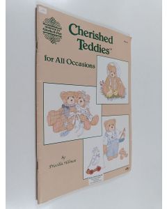 Kirjailijan Priscilla Hillman käytetty teos Cherished teddies for all occasions