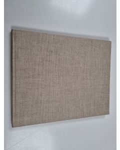 Kirjailijan Veikko Talvi käytetty kirja Kuusankoski : Tehtaitten kauppala = Industriköpingen = The industrial town = Die Industriestadt