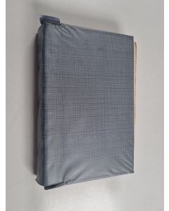 Kirjailijan Eeli J. Hakala käytetty kirja Sanomaton lahja : saarnoja ensimmäisen vuosikerran epistolateksteistä