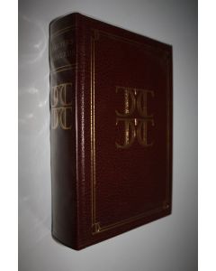Kirjailijan M. A. Ym. Seaton käytetty kirja Chambers 20th Century Thesaurus : A comprehensive word-finding dictionary (ERINOMAINEN)