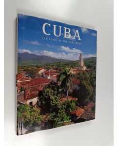 Kirjailijan Paolo Rinaldi käytetty kirja Cuba - The Pearl of the Caribbean