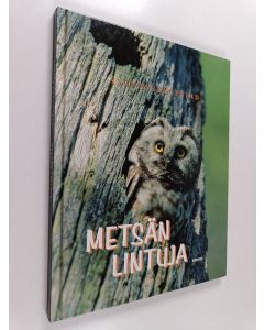 Kirjailijan Asgeir Helgestad käytetty kirja Metsän lintuja